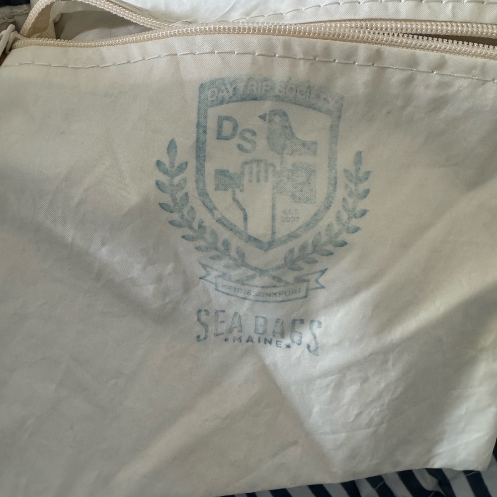 Daytrip society x Sara Fitz x SeaBags large tote - Picture 2 of 3